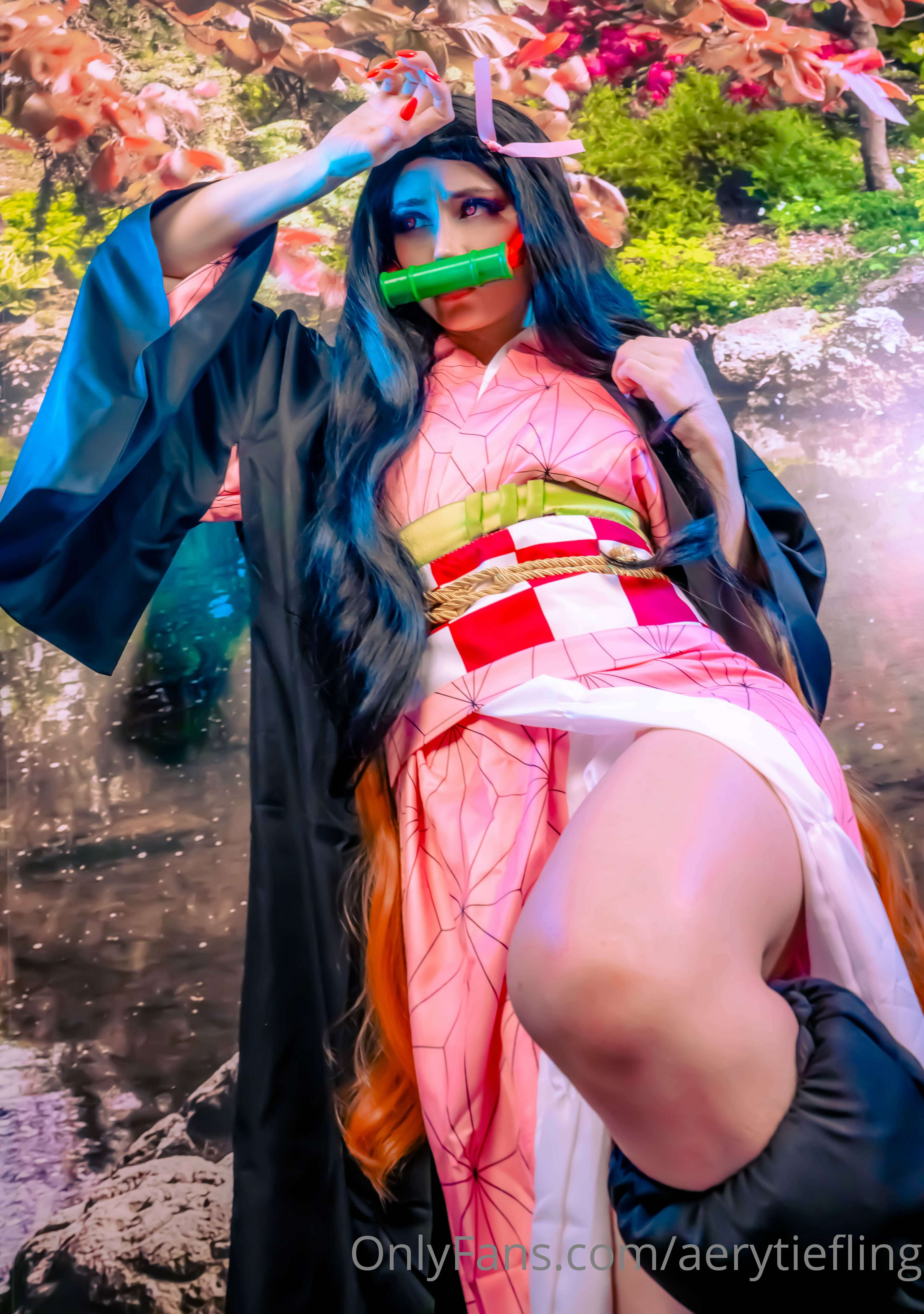 Hình Cosplay Chương 100 page 3 - Giả Dược
