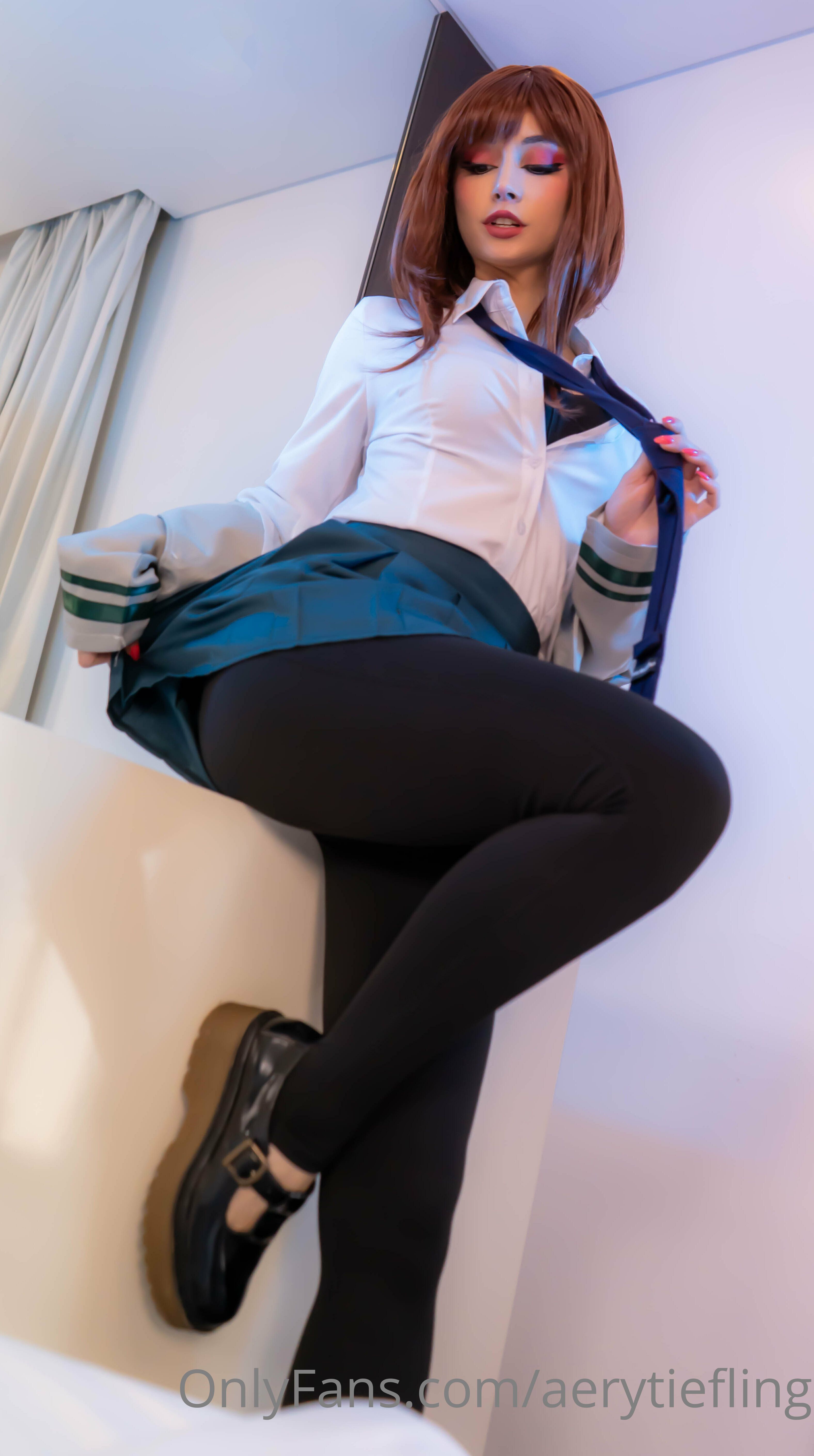 Hình Cosplay Chương 102 page 10 - Giả Dược