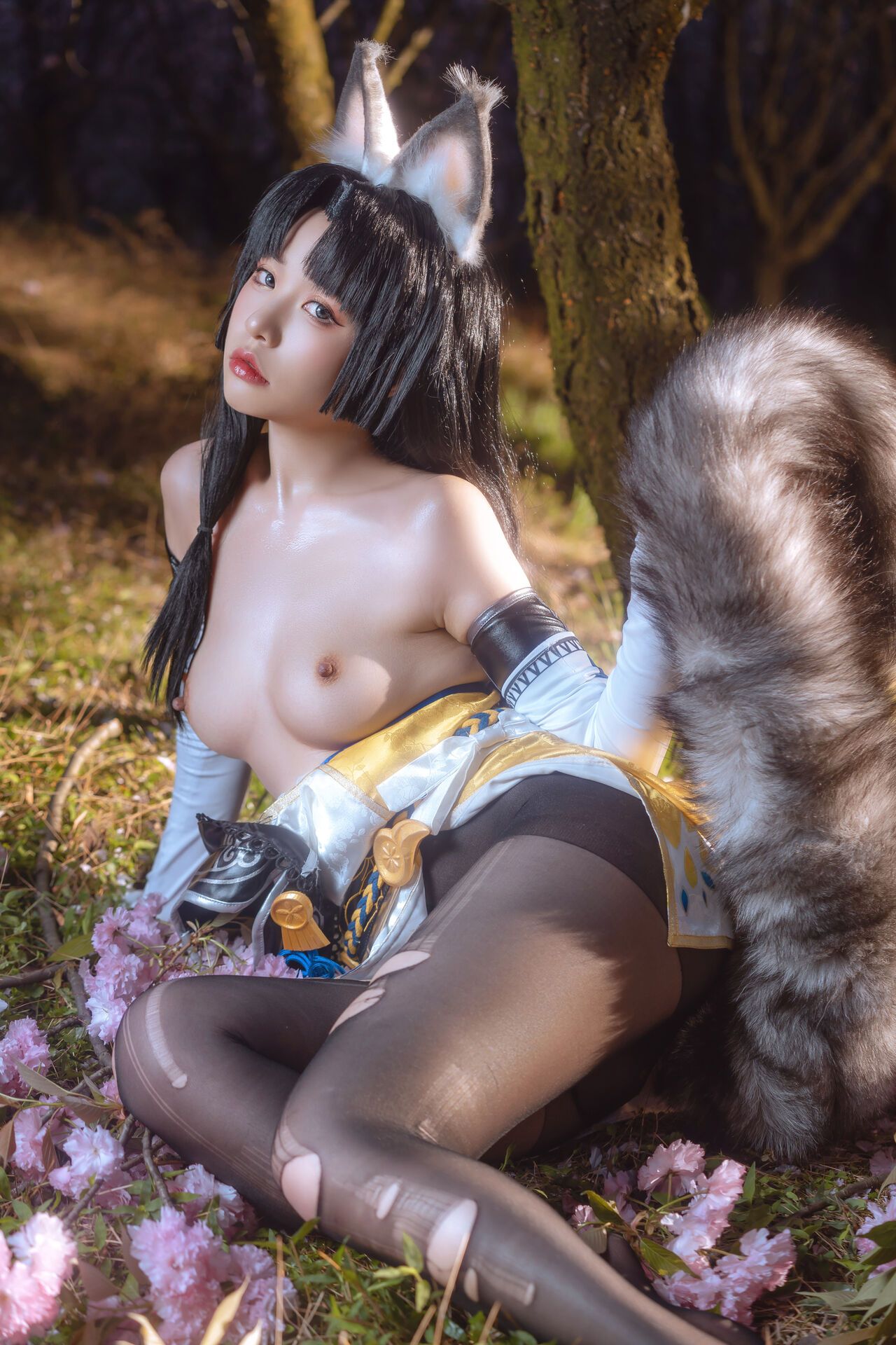 Hình Cosplay Chương 130 page 28 - Giả Dược