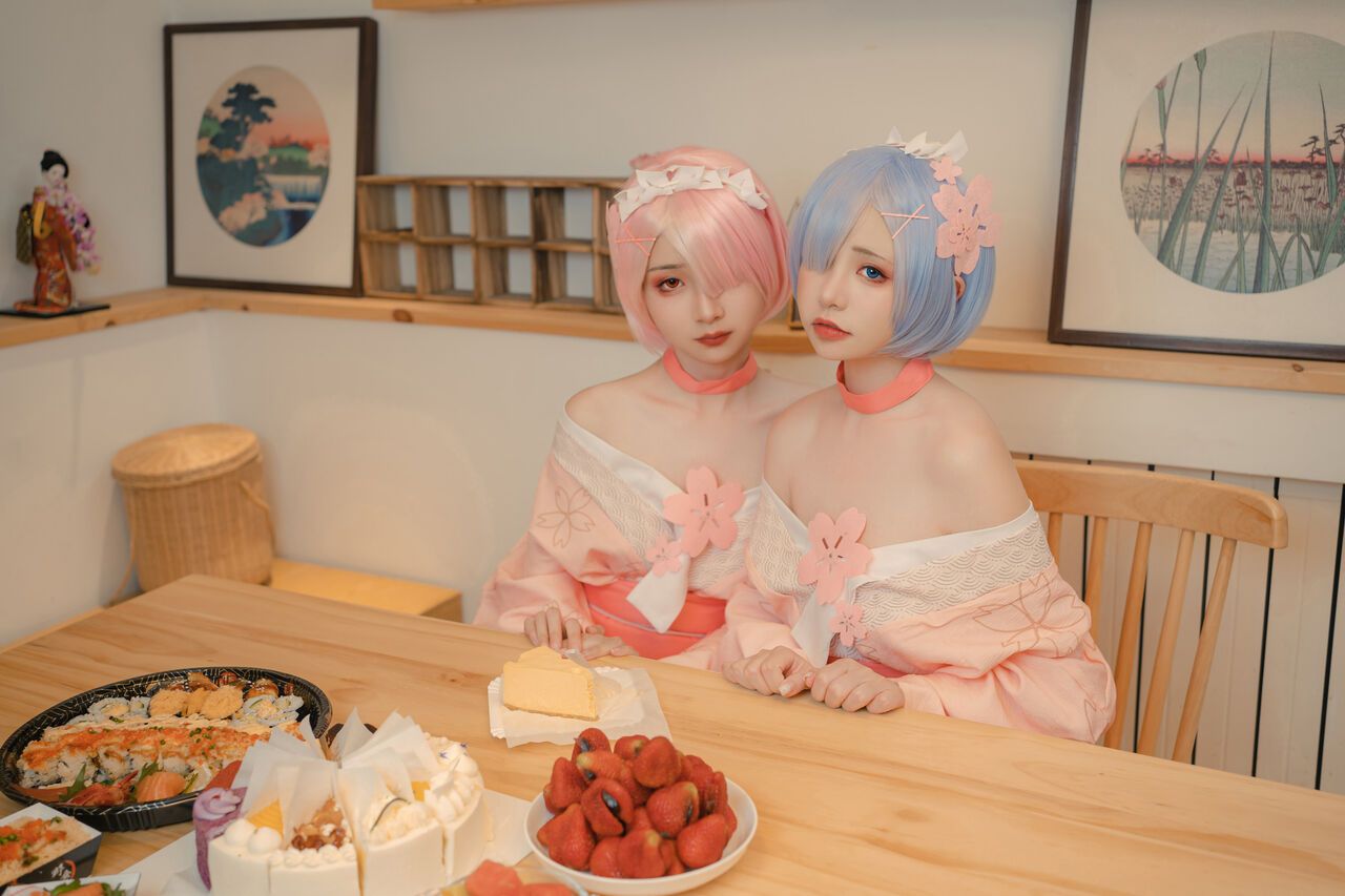 Hình Cosplay Chương 144 page 12 - Giả Dược