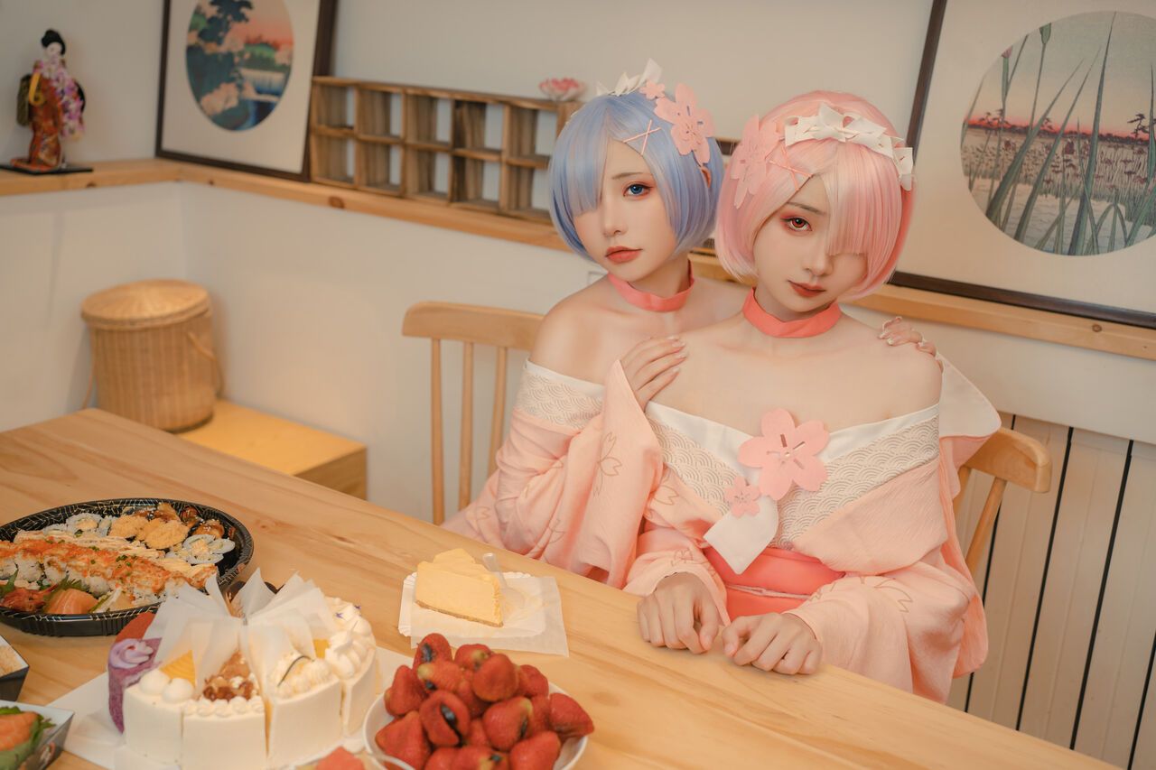 Hình Cosplay Chương 144 page 14 - Giả Dược