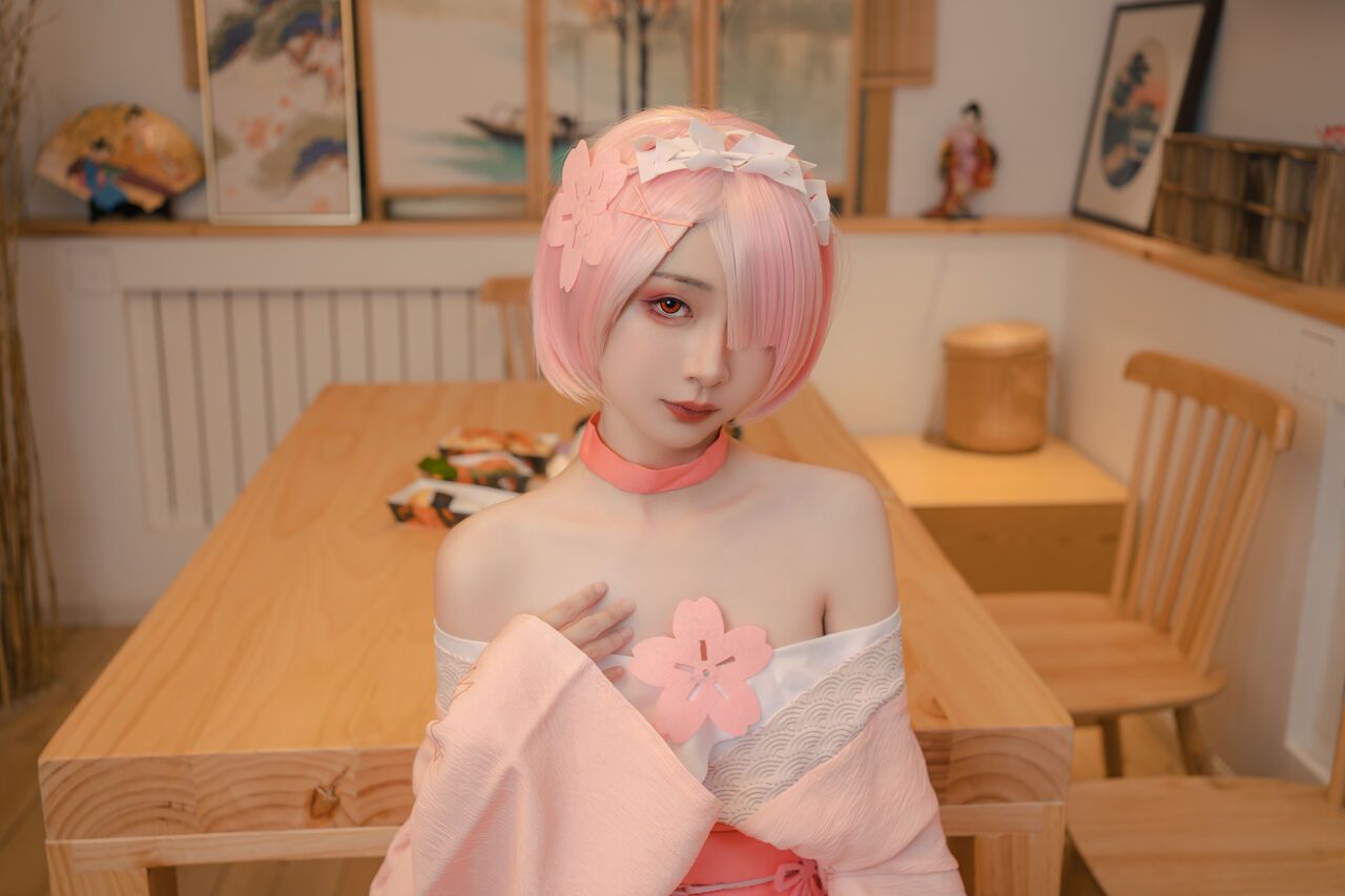 Hình Cosplay Chương 144 page 34 - Giả Dược