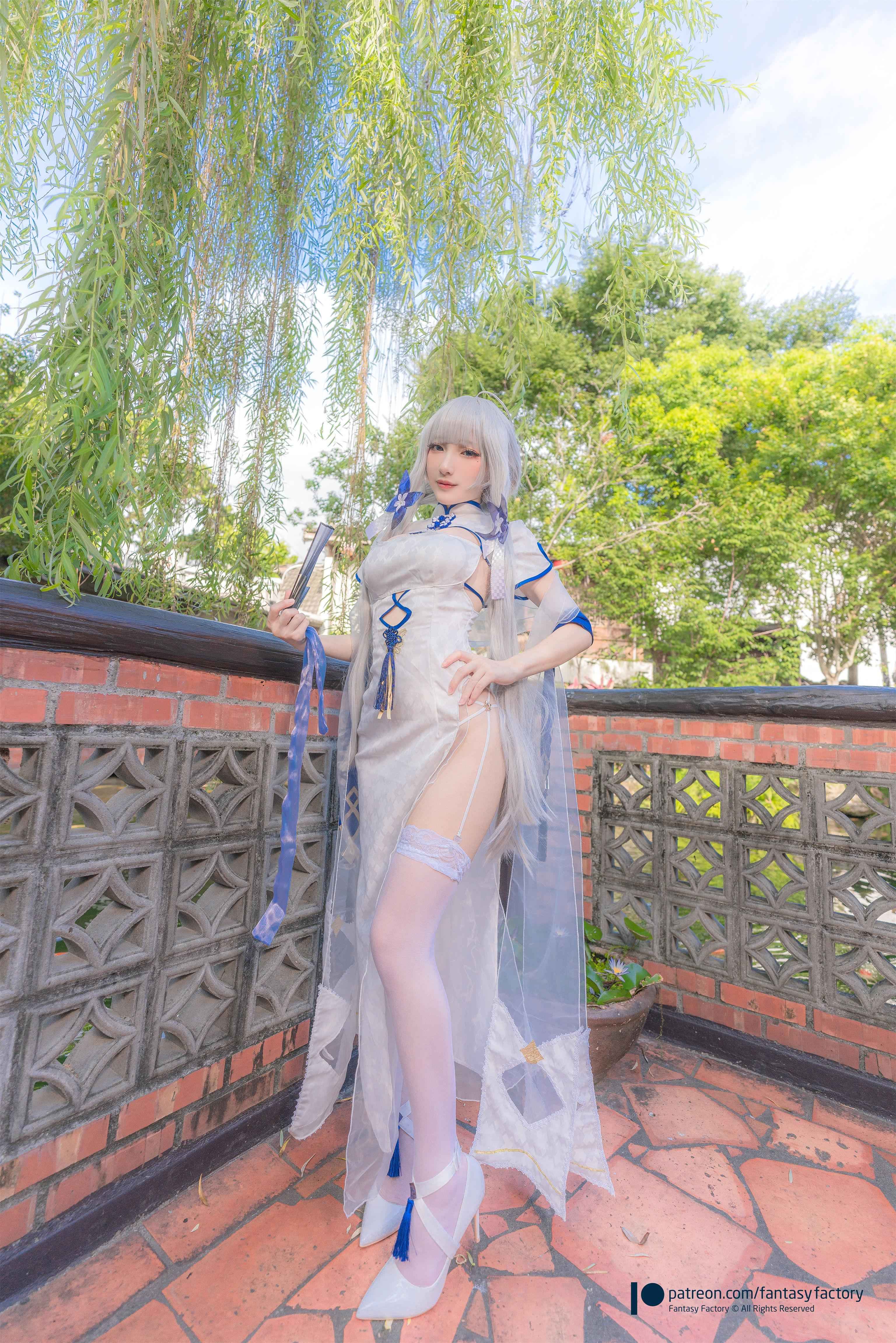 Hình Cosplay Chương 166 page 10 - Giả Dược