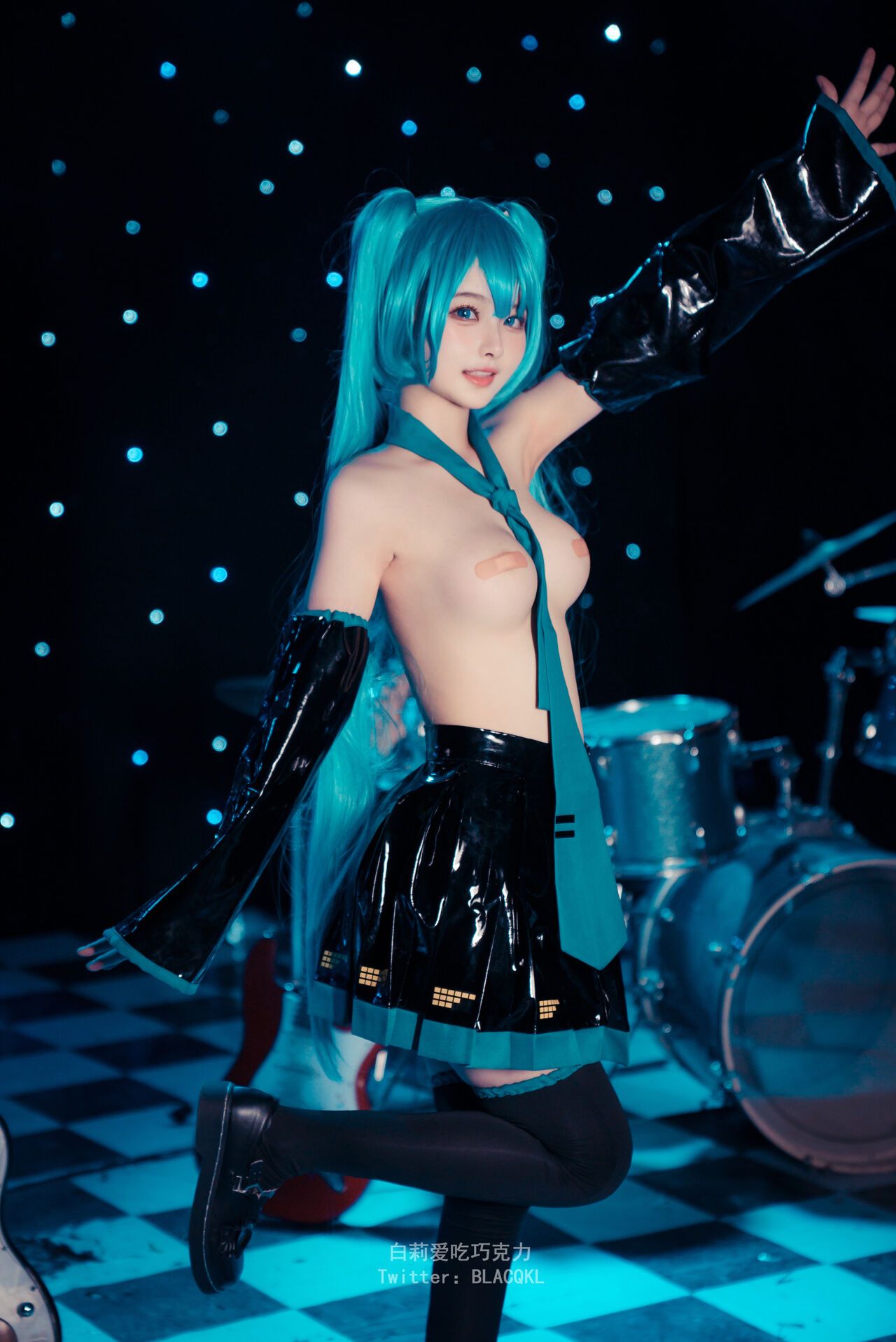Hình Cosplay Chương 168 page 48 - Giả Dược