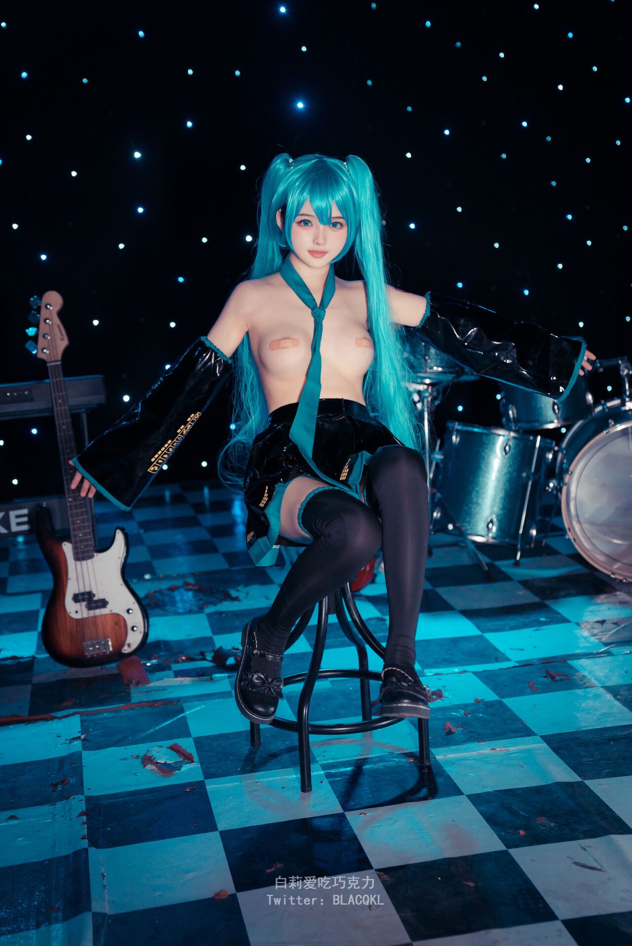 Hình Cosplay Chương 168 page 49 - Giả Dược