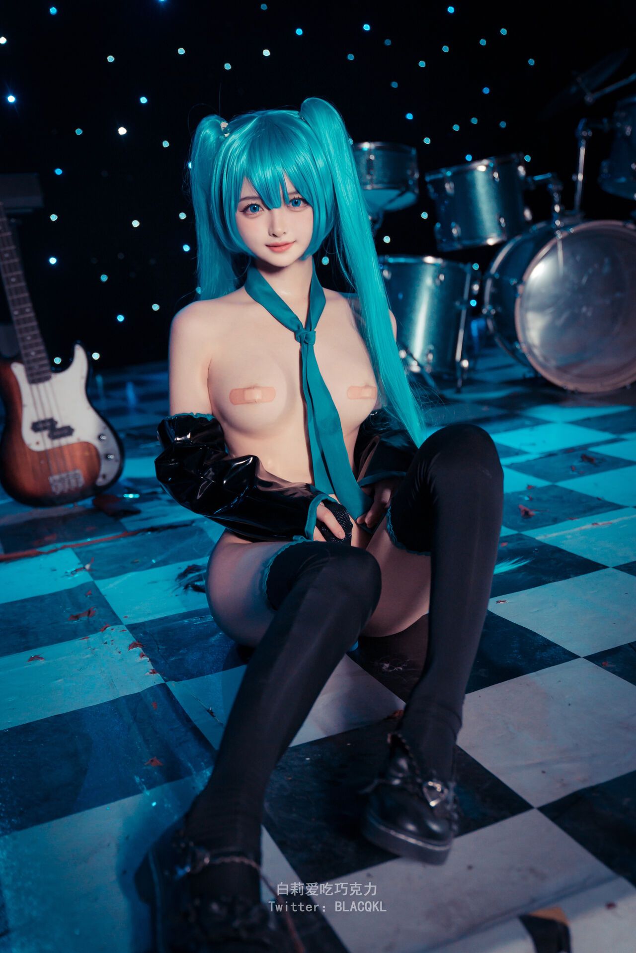 Hình Cosplay Chương 168 page 53 - Giả Dược