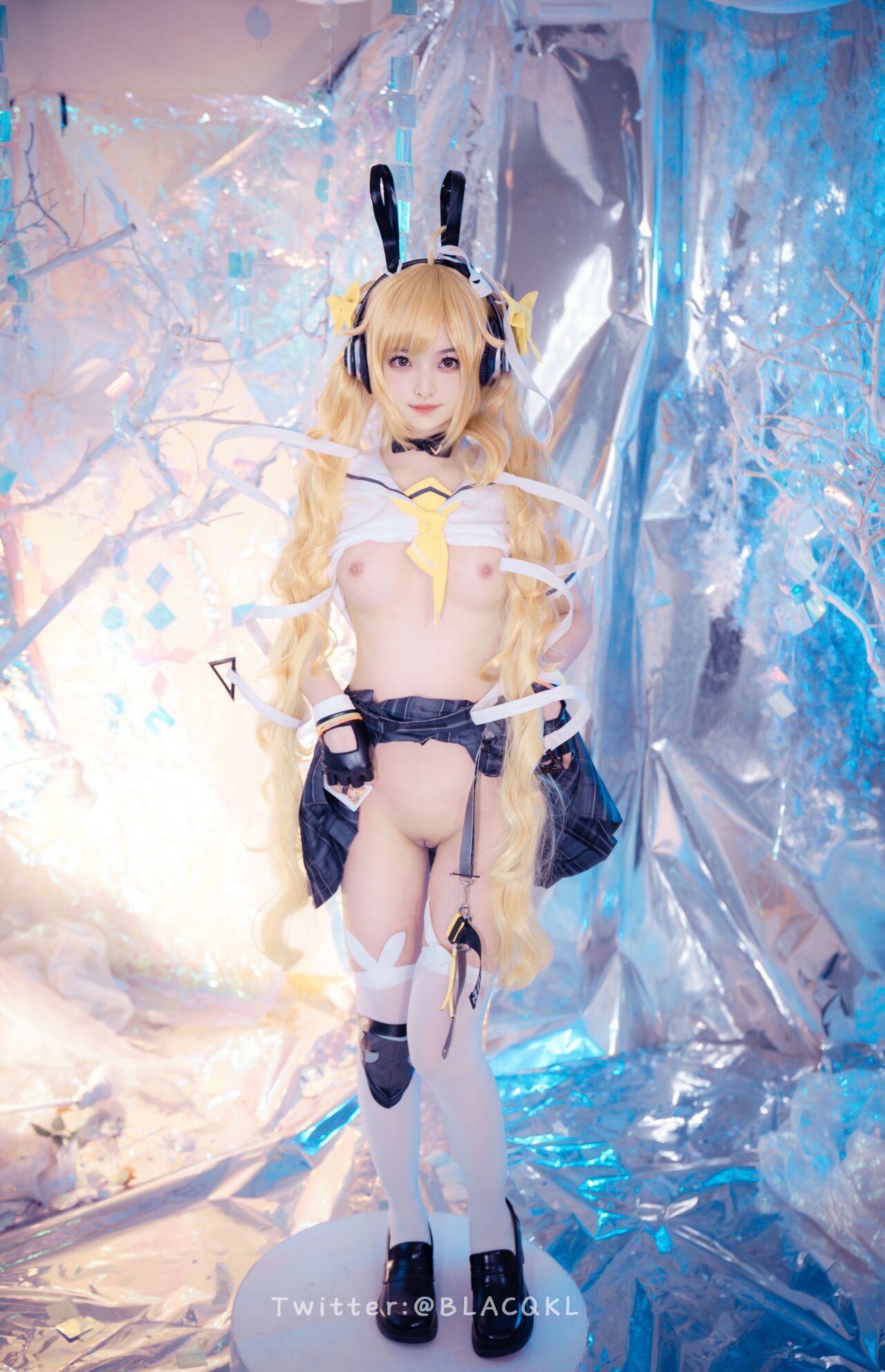 Hình Cosplay Chương 171 page 2 - Giả Dược