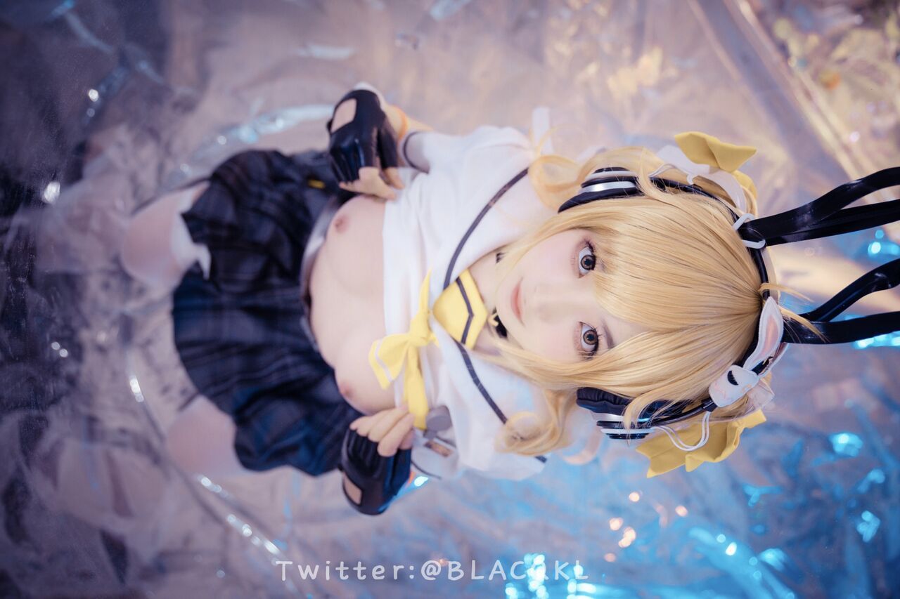 Hình Cosplay Chương 171 page 18 - Giả Dược
