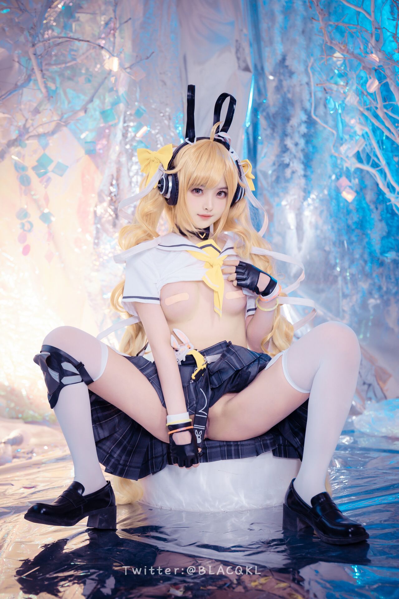 Hình Cosplay Chương 171 page 20 - Giả Dược