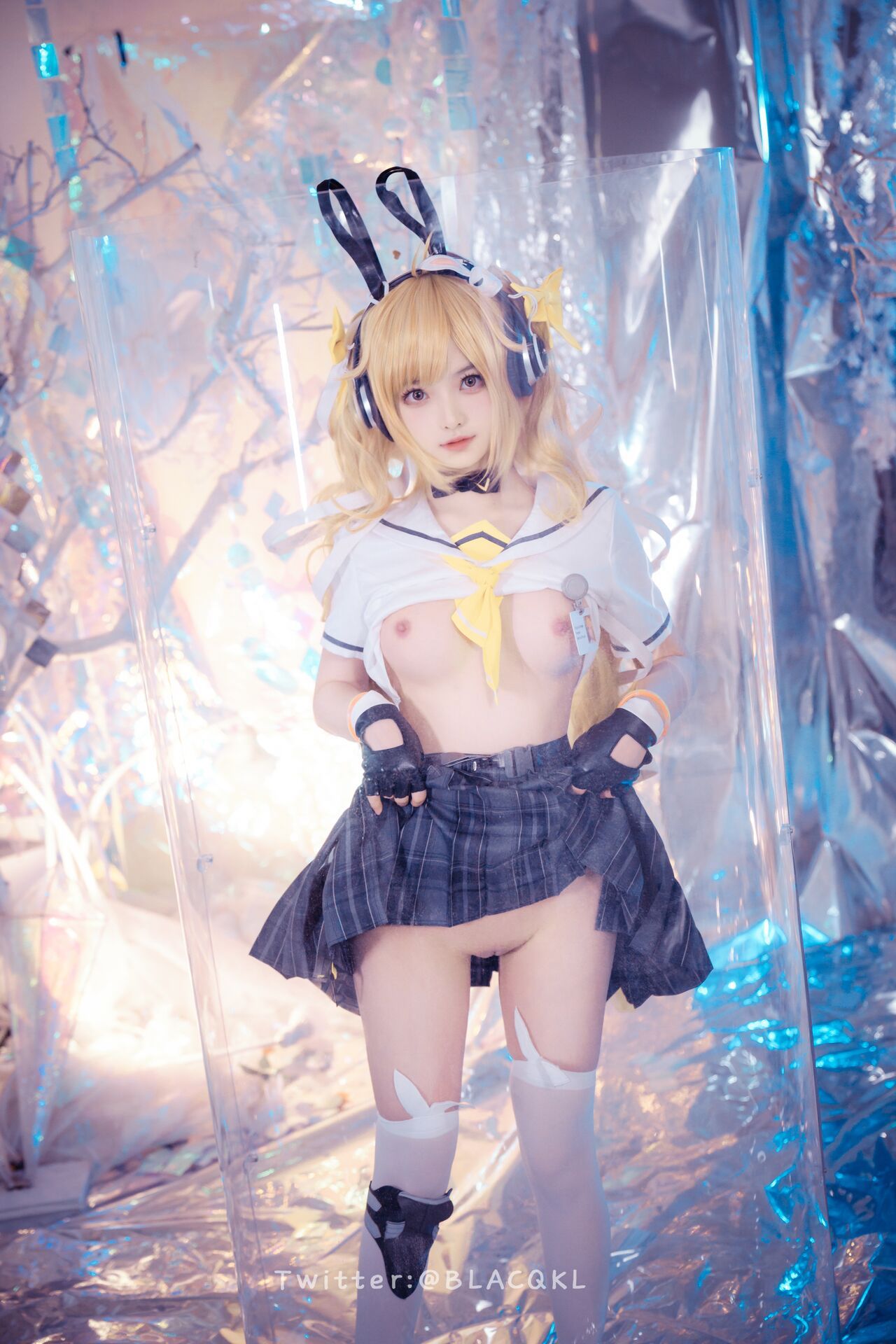 Hình Cosplay Chương 171 page 25 - Giả Dược