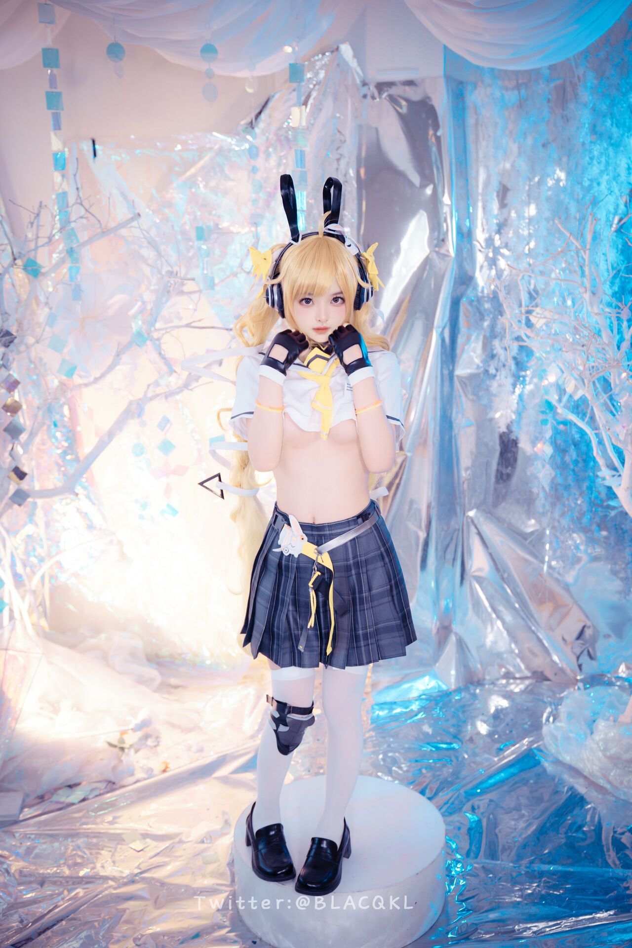 Hình Cosplay Chương 171 page 74 - Giả Dược