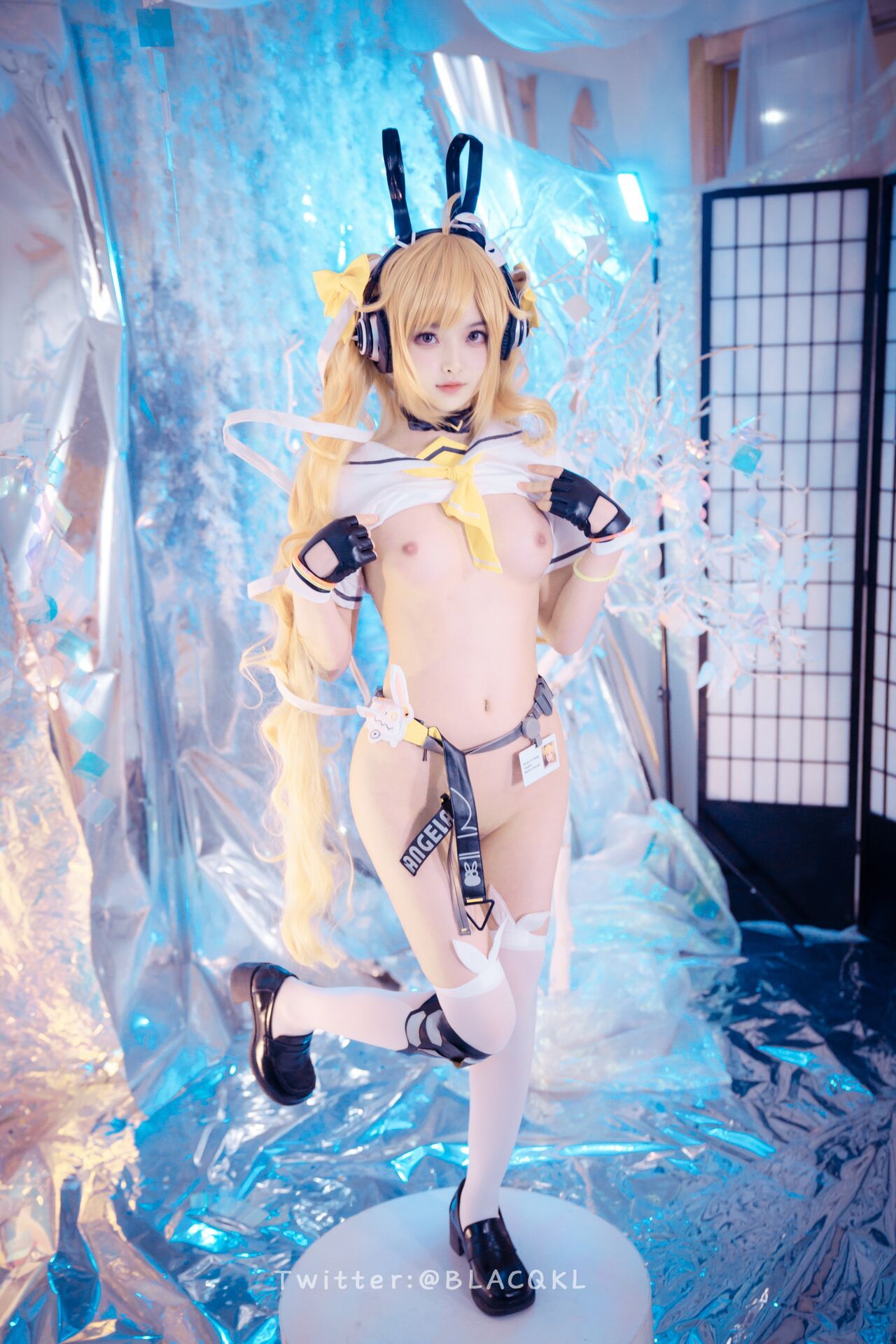 Hình Cosplay Chương 171 page 83 - Giả Dược