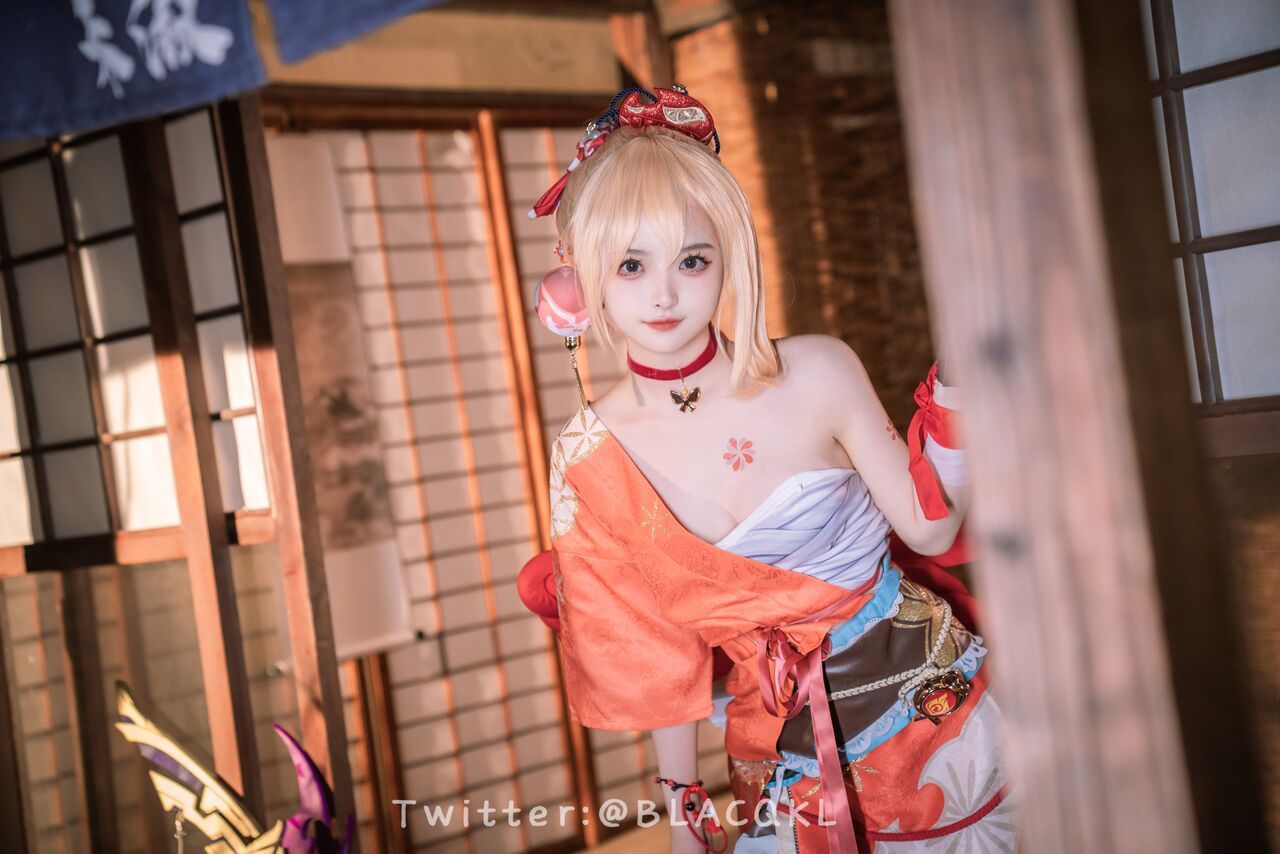 Hình Cosplay Chương 172 page 57 - Giả Dược