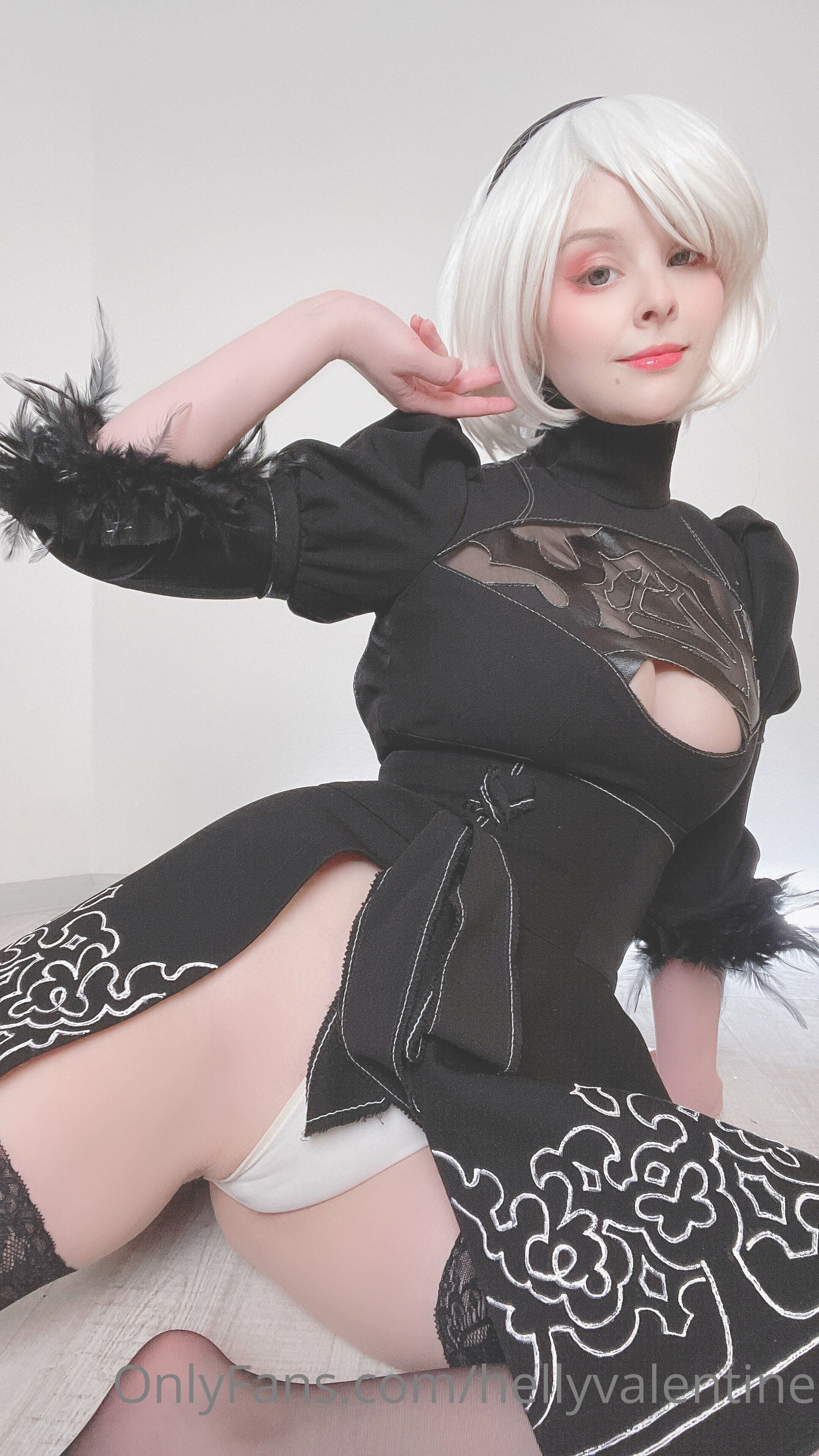 Hình Cosplay Chương 352 page 2 - Giả Dược
