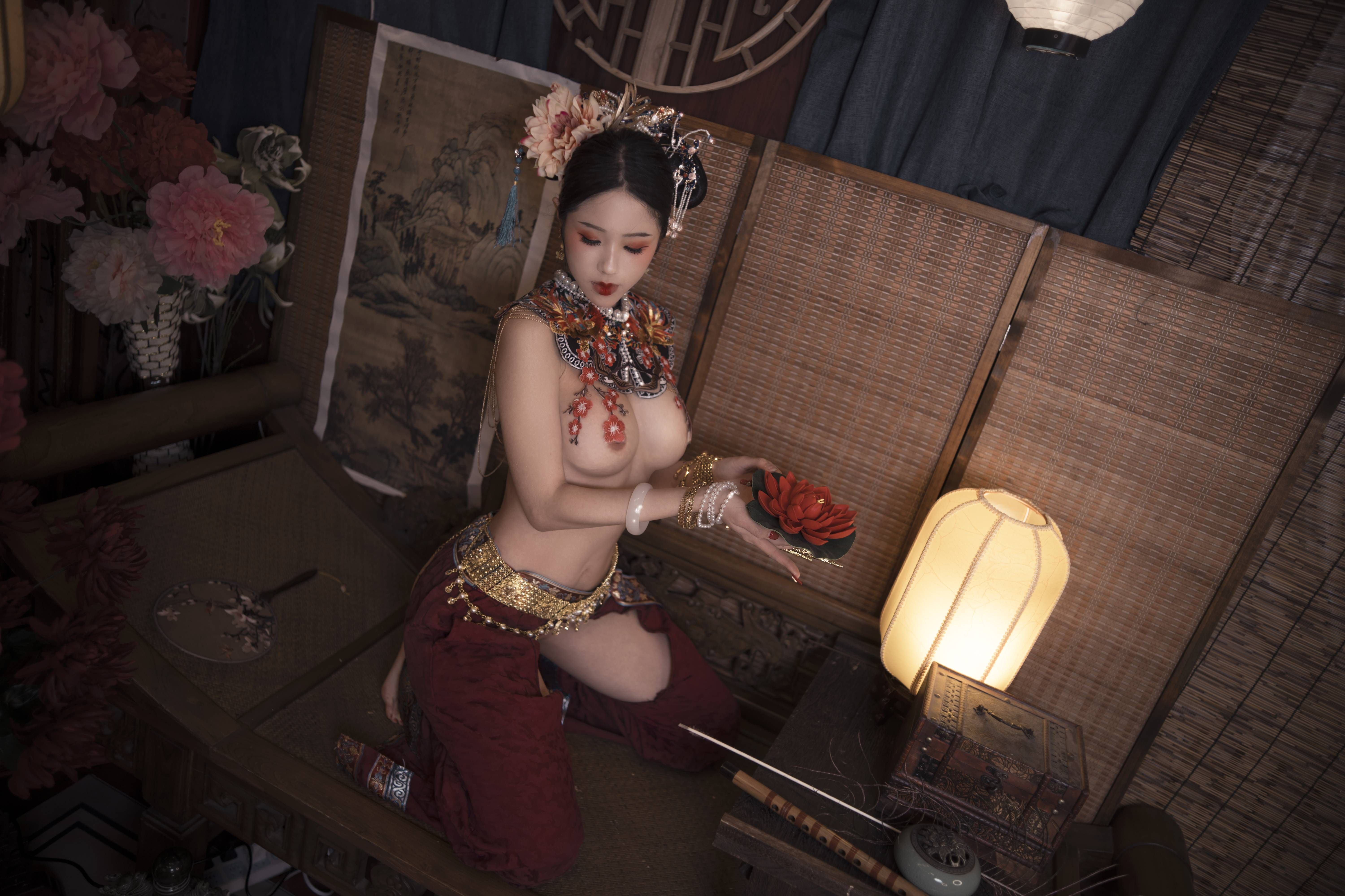 đọc truyện Hình Cosplay Chương 413 ảnh 28 tại Thiên Thai Truyện