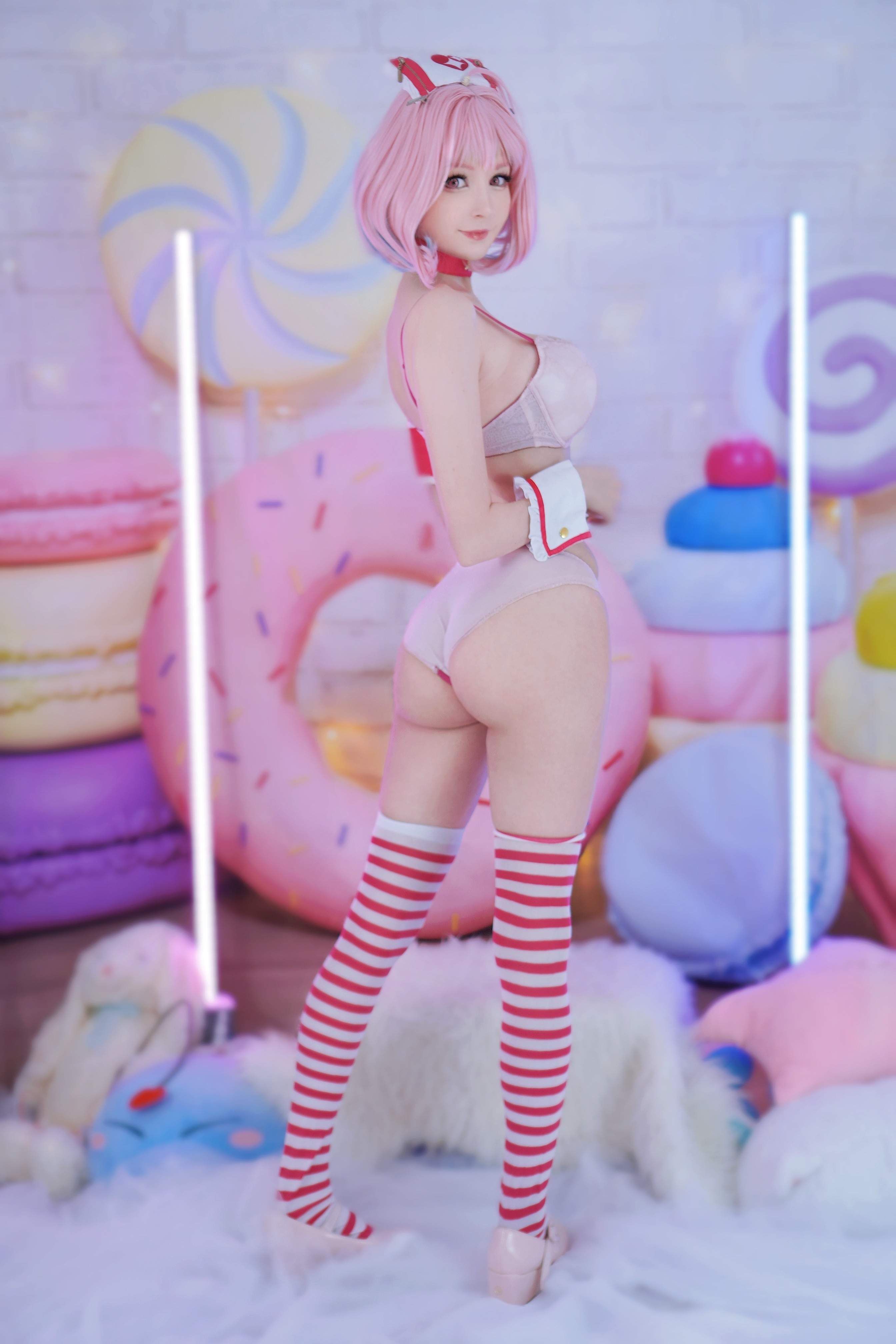 Hình Cosplay Chương 51 page 54 - Giả Dược