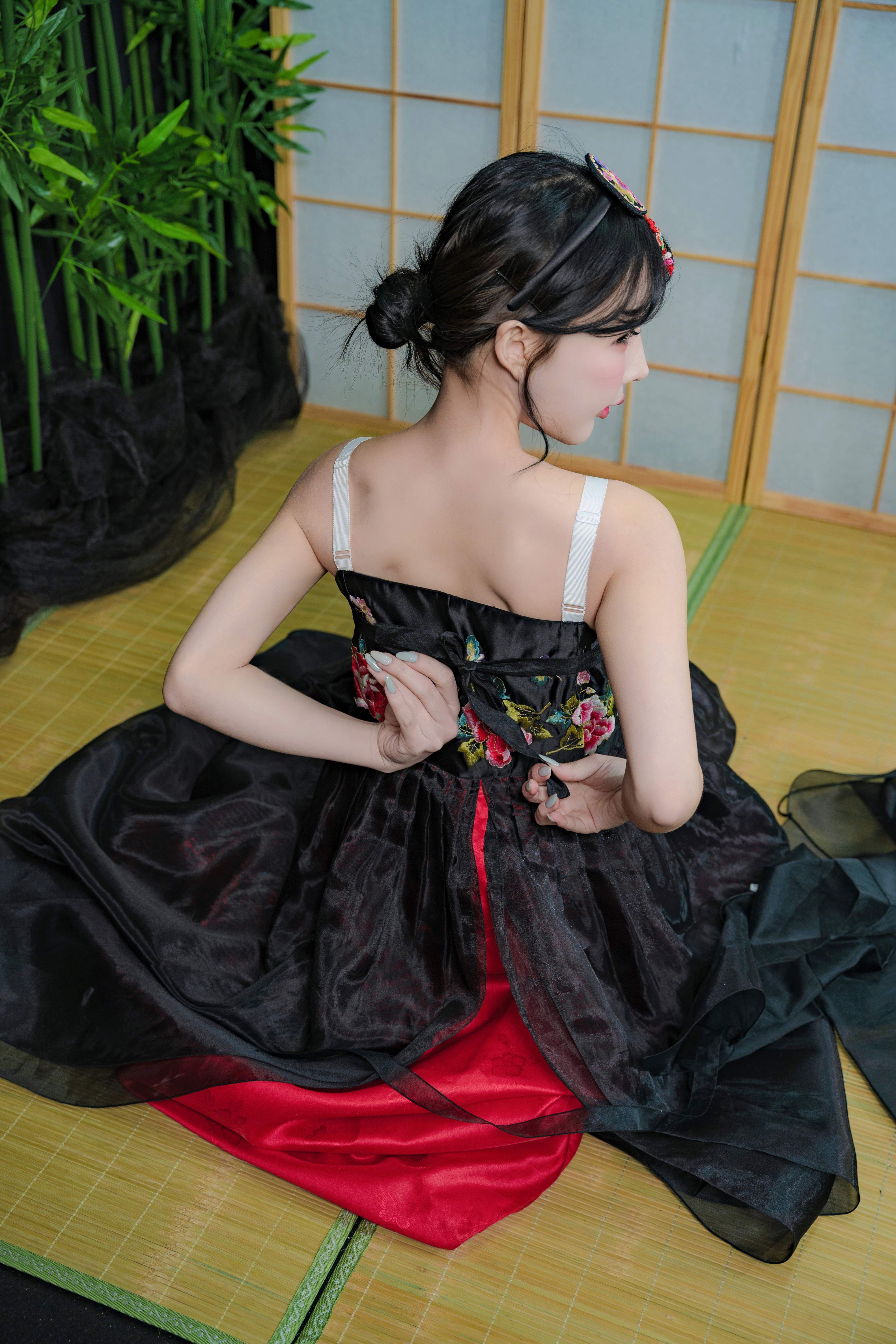 đọc truyện Hình Cosplay Chương 522 ảnh 32 tại Thiên Thai Truyện