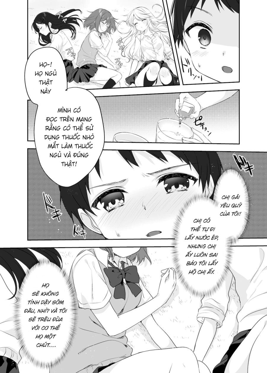 Họ Tỉnh Giấc Khi Tôi Đang Cố Hiếp Chị Gái Và Bạn Của Bà Ấy Trong Khi Họ Đang Ngủ. Oneshot page 4 - Giả Dược